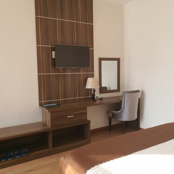 Suka Hotel Dalat Екстер'єр фото